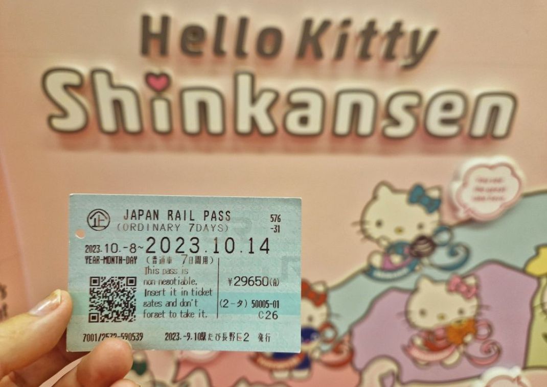 A Japan Rail Pass és a Hello Kitty Shinkansen, Japán