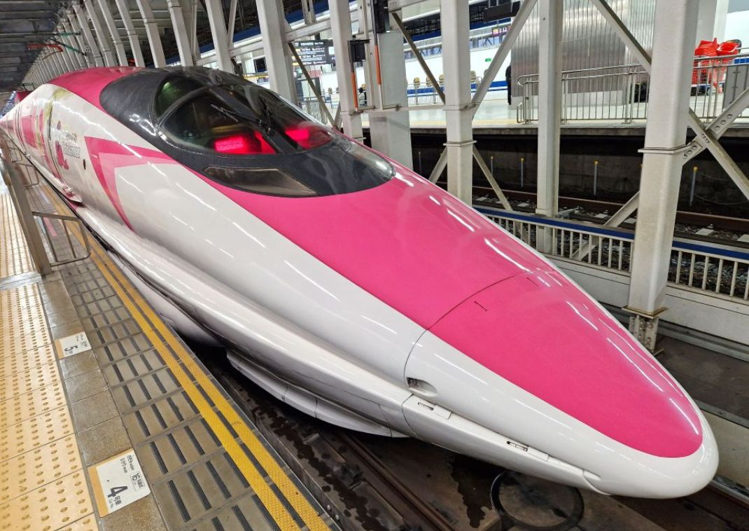A rózsaszín Hello Kitty Shinkansen, Japán